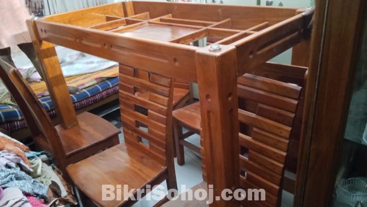 ডাইনিং টেবিল ও চেয়ার